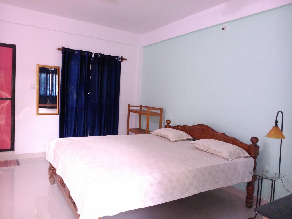 La Blanche Guest House Calangute Room photo