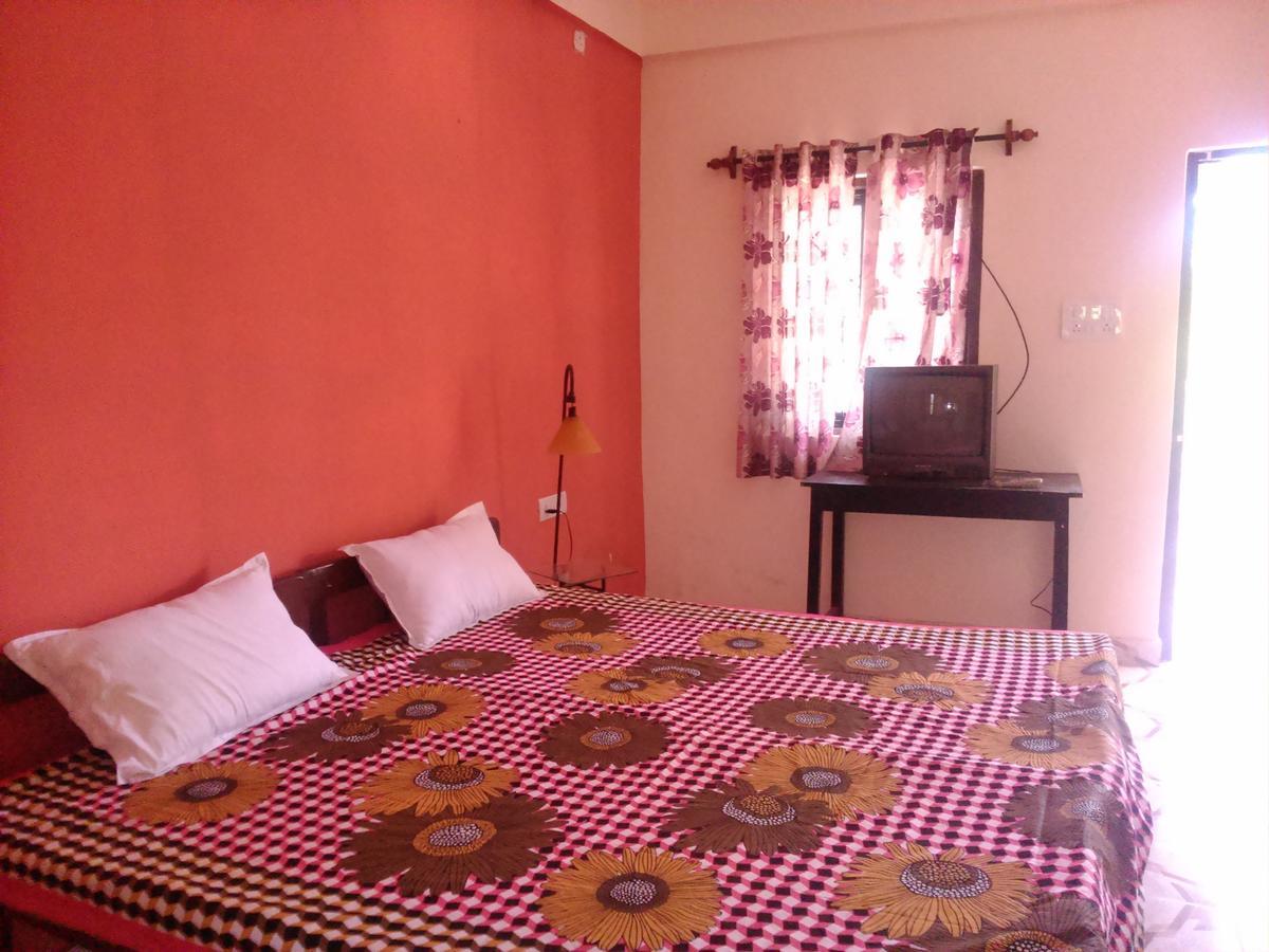 La Blanche Guest House Calangute Room photo